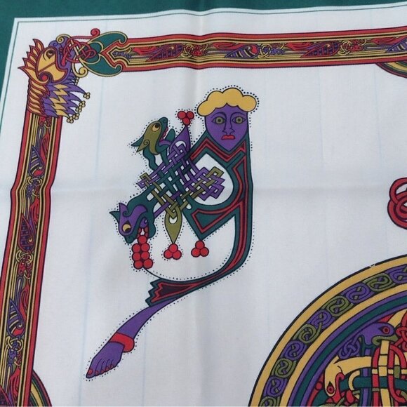 Vintage Book Of Kells Irish Gaelic Scarf Womens Square 27 X 27 - Picture 6 of 8